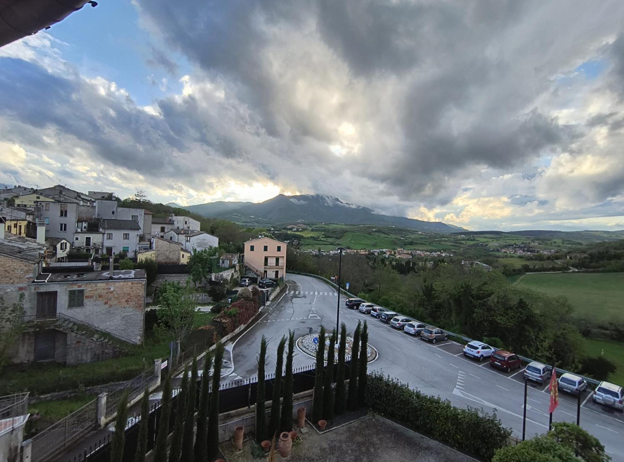 Degli Alessandri House Sassoferrato Екстер'єр фото